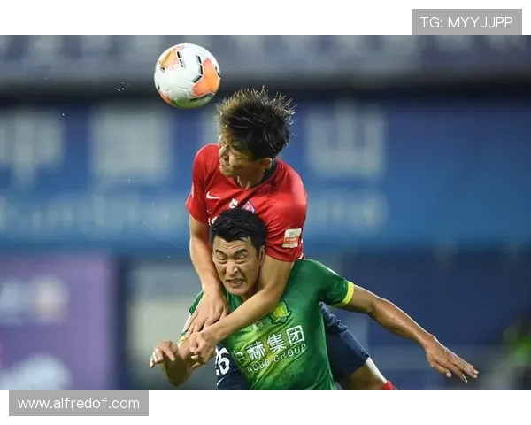 北京国安中场功能重叠致节奏问题，影响攻防转换效率